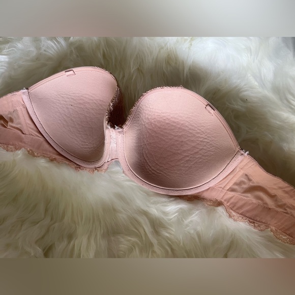 ✨$6✨ Victoria’s Secret Dream angels strapless beige nude praline bra - Picture 4 of 4